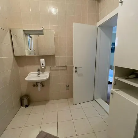 krevet i doručak Samson 3*