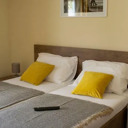 Samson Bed & Breakfast